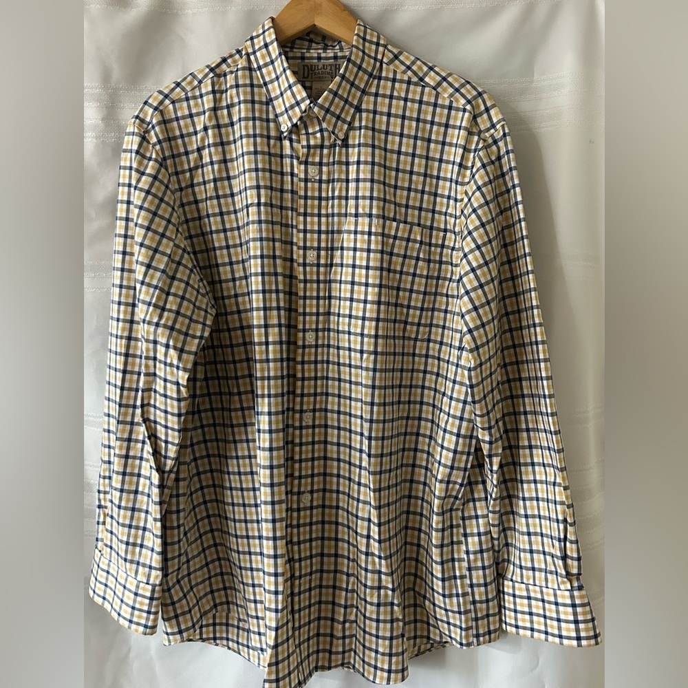 Duluth Trading Co Navy and Beige Checkered Shirt